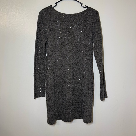 Alice + Olivia Dresses & Skirts - Alice + Olivia Charcoal Sequins Long Sleeve Dress